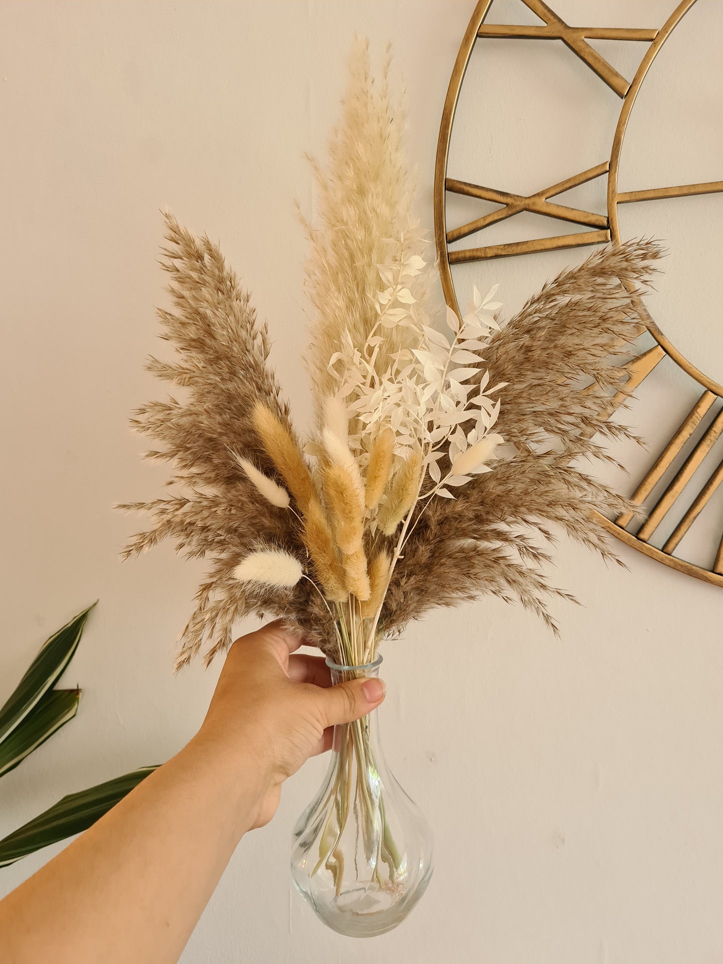 60cm Pampas Grass & Bunny Tail Bouquet