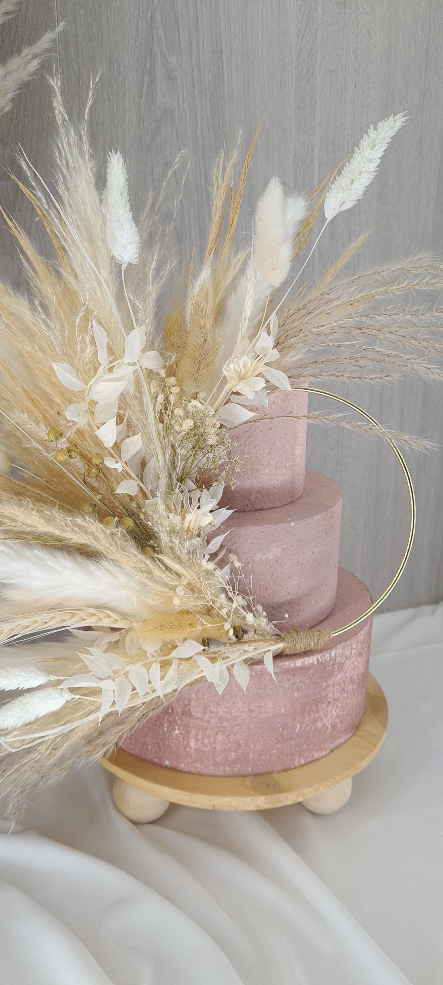 Neutral Boho Pampas cake topper wreath