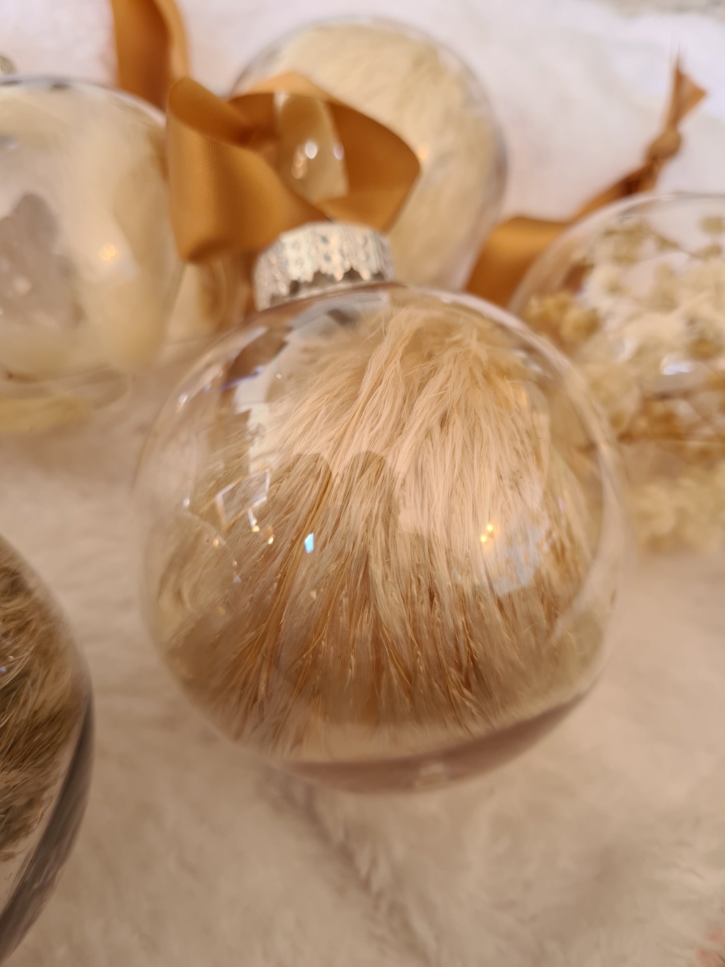 Pampas & Dried Flowers Christmas baubles