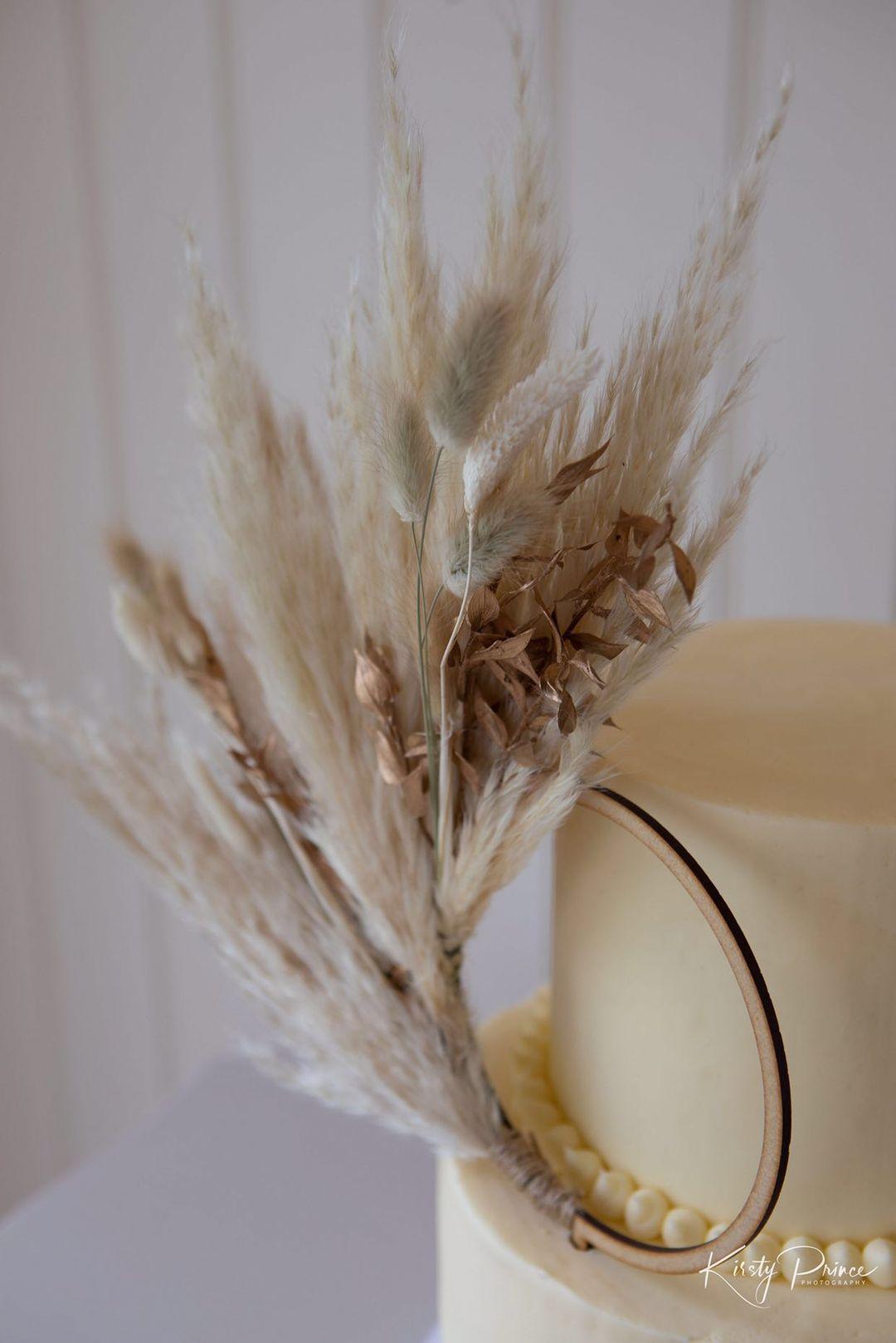 Nude 5.5 inch Pampas Grass Cake Topper wreath hoop