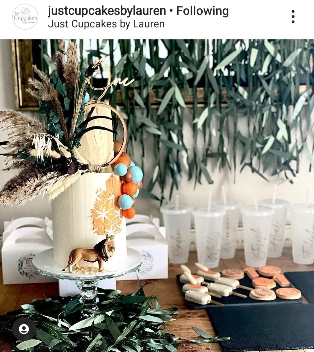 Safari Pampas cake topper wreath