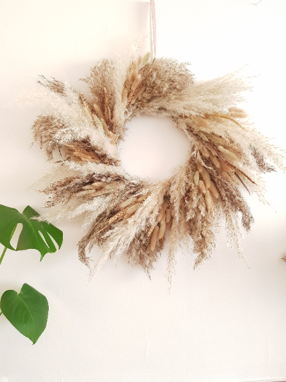 Mixed Tones of Pampas & Bunny Tails Wreath