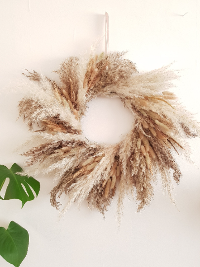 Mixed Tones of Pampas & Bunny Tails Wreath